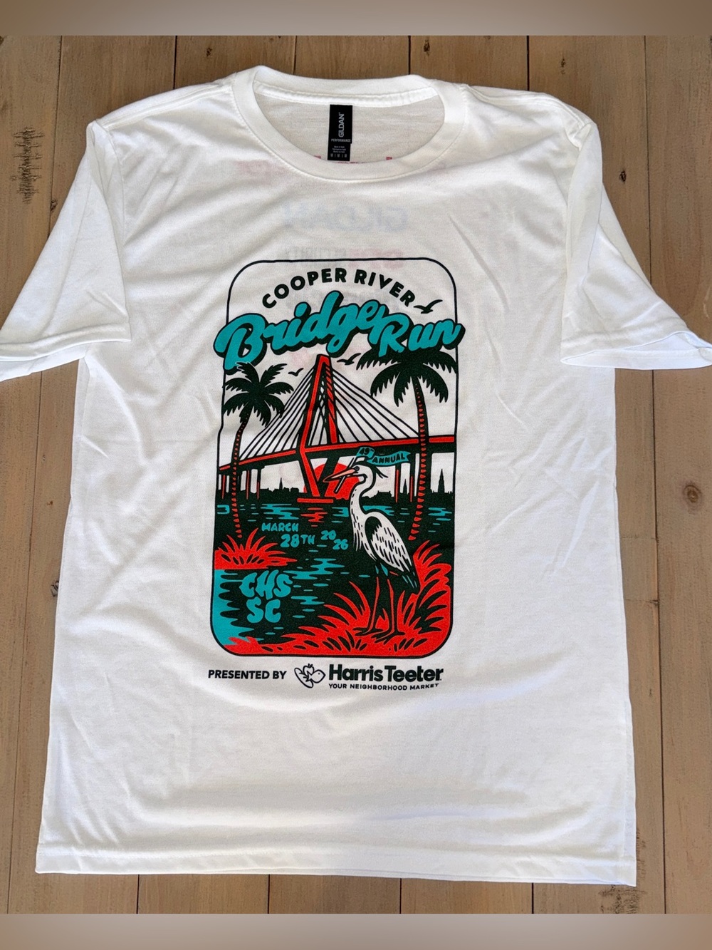 Charleston White Short-Sleeve Bridge Run T shirt Unisex Size Medium
